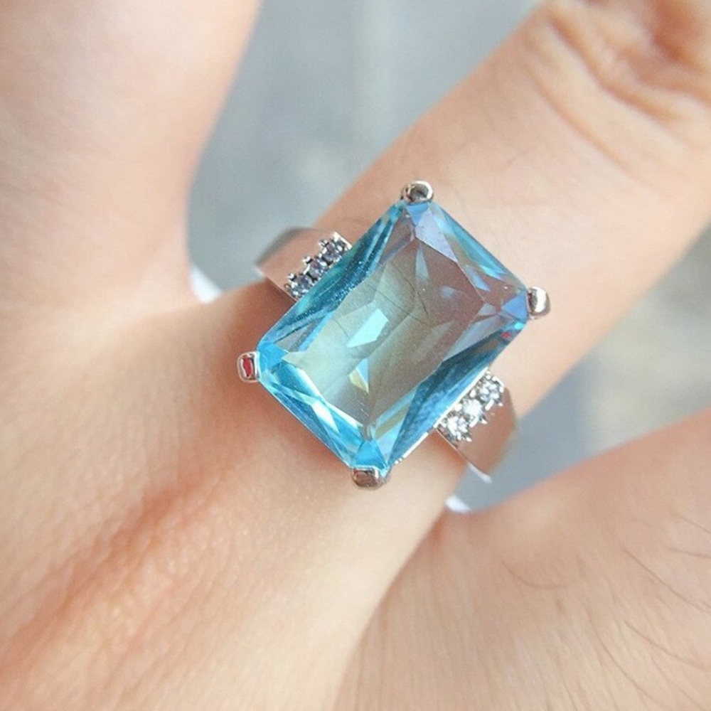 Huge Aquamarine Diamond 925 Silver Ring - Picture 7 of 8